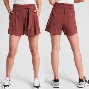 Athleta Skyline Shorts II in Cognac Brown